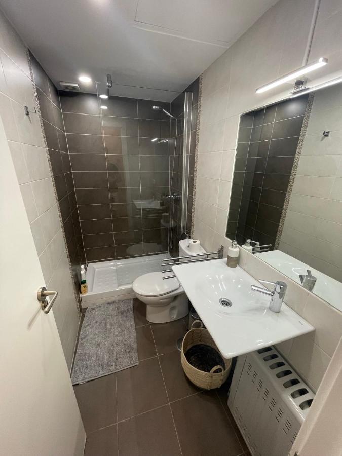 Stylish One Bedroom Flat In The Heart Of Madrid Ngoại thất bức ảnh