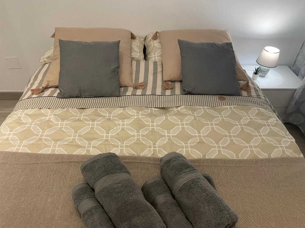 Stylish One Bedroom Flat In The Heart Of Madrid Ngoại thất bức ảnh